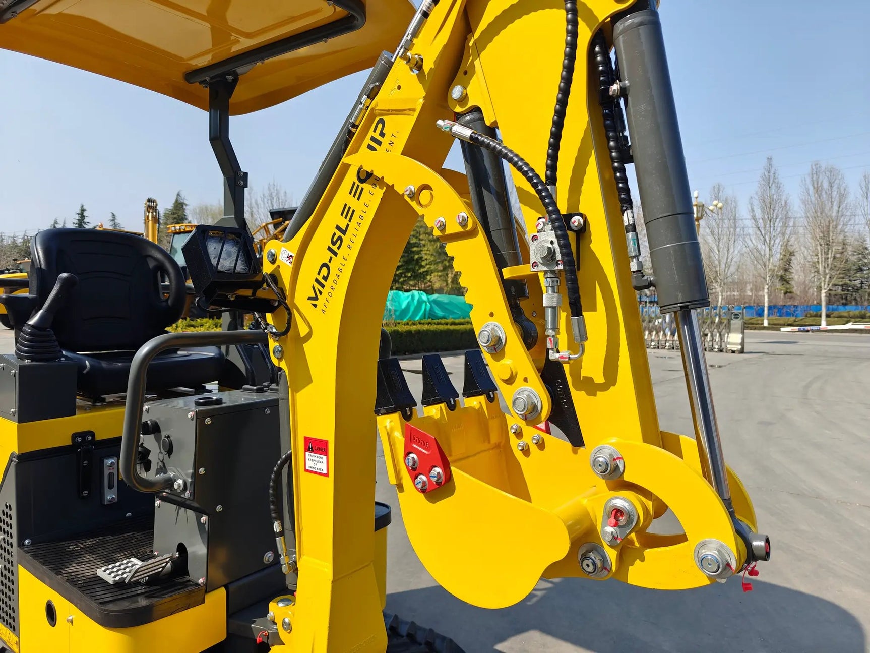 2025 MID-ISLE EQUIP M12 1.4 TON MINI EXCAVATOR by My Store