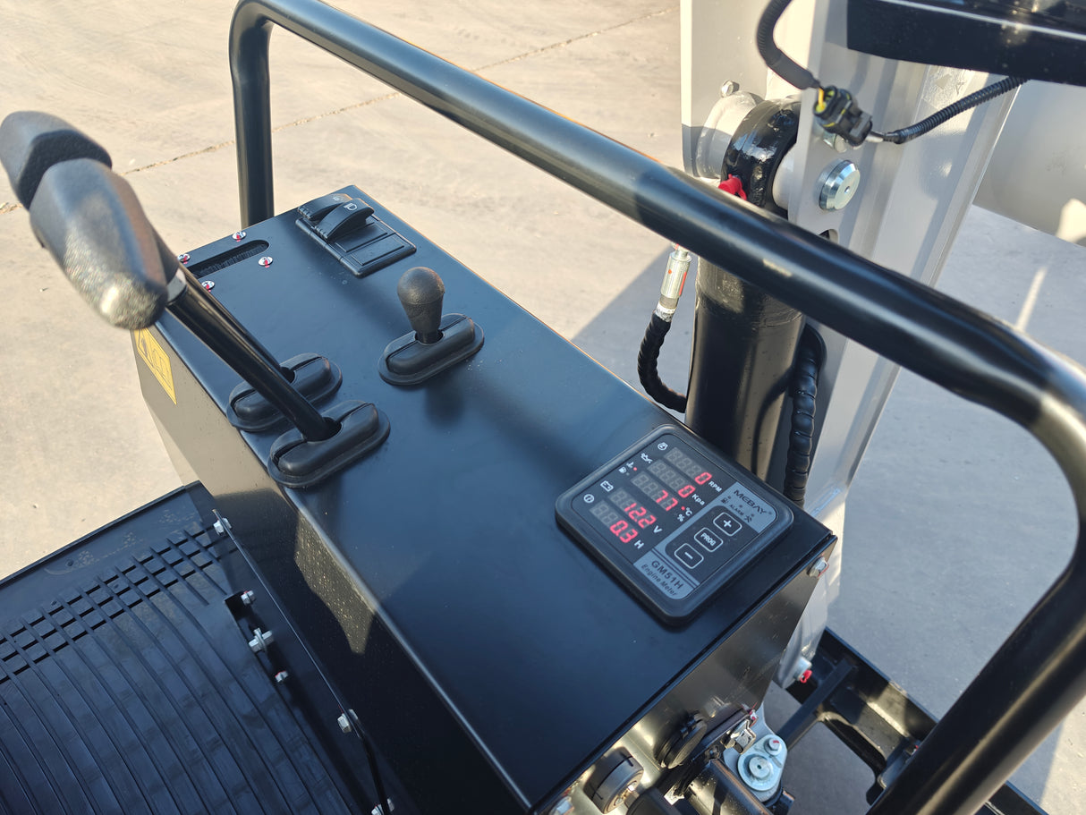 2024 M12 Pro Mini-Excavator 1.4 ton Yanmar Diesel