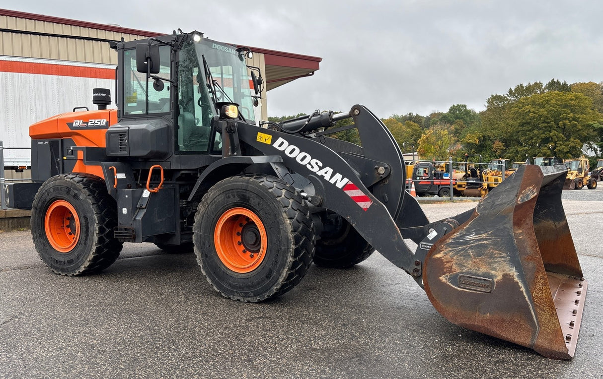 2022 DOOSAN DL250-7 FRONT END LOADER HIGH LIFT W/ SCALE