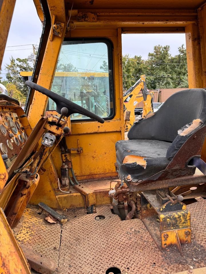 RARE 1985 Dynahoe Backhoe Loader