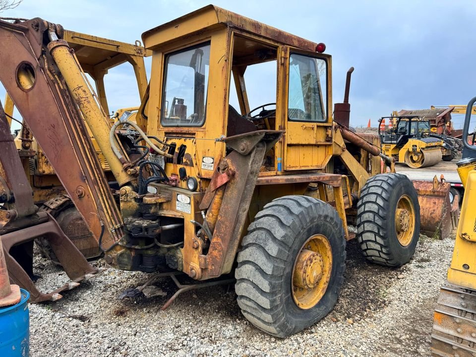 RARE 1985 Dynahoe Backhoe Loader