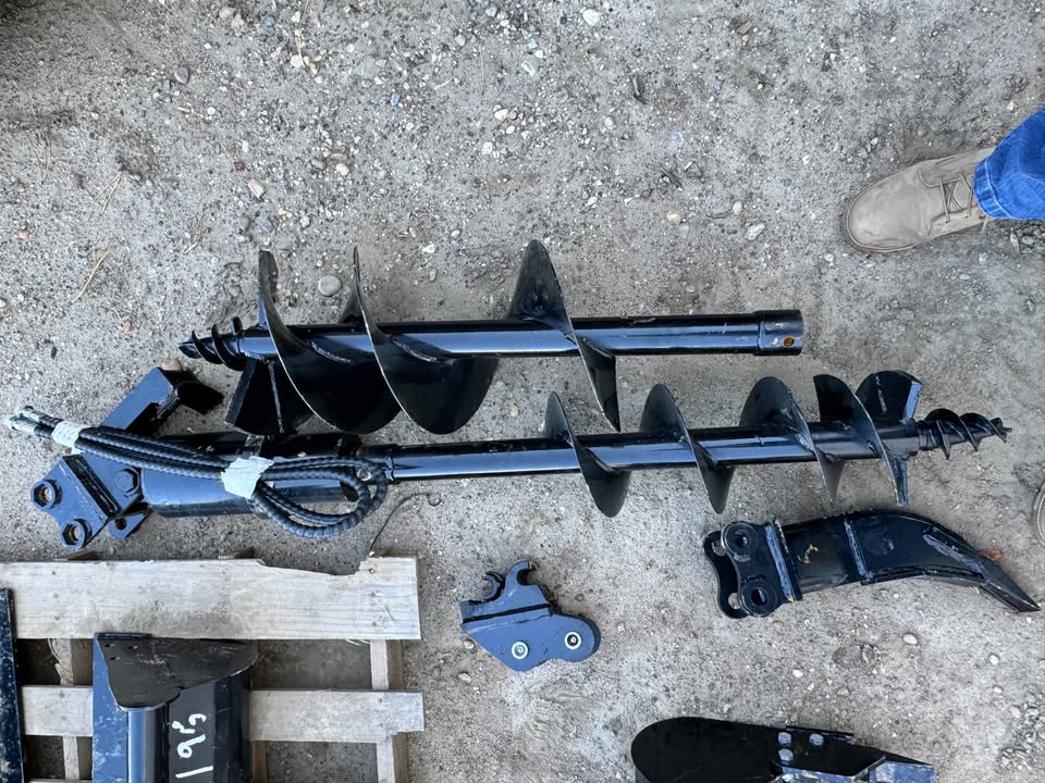 Hydraulic Auger Attachment for 1-Ton Mini Excavator 25MM Pins