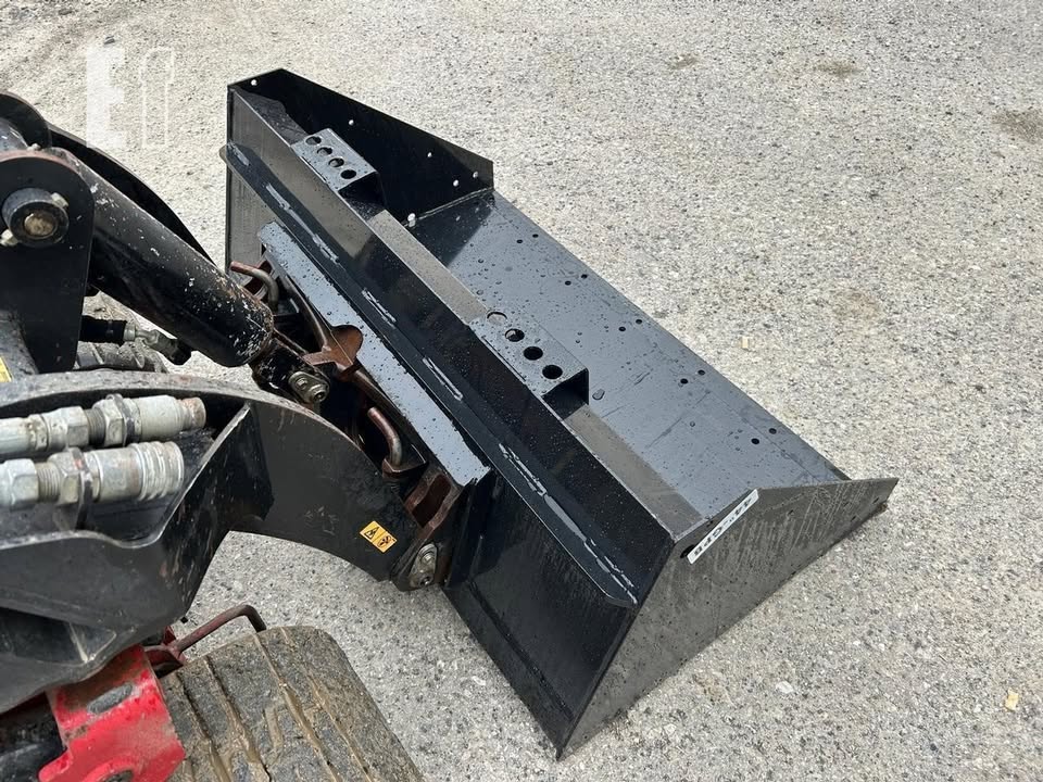44" BUCKET FOR MINI SKID STEER DINGO STYLE by My Store