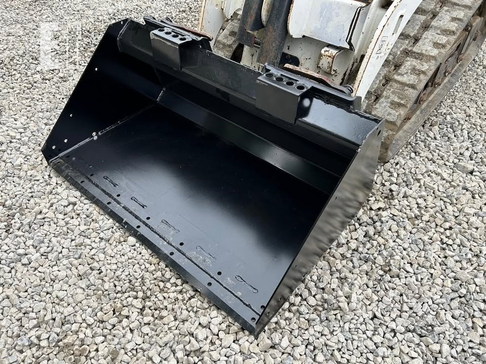 BOBCAT MT 44" BUCKET MINI SKID STEER