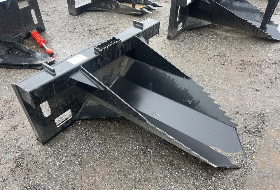 SKID STEER STUMP BUCKET TREE SPADE