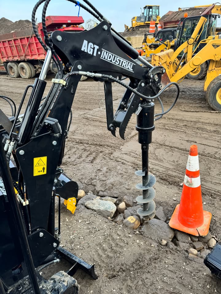 Hydraulic Auger Attachment for 1-Ton Mini Excavator 25MM Pins