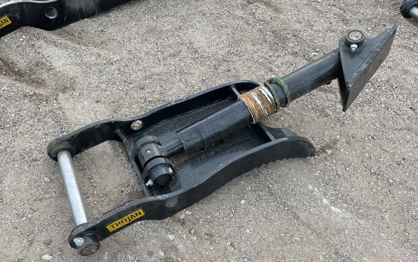 3.5 TON TROJAN HYDRAULIC THUMB FOR EXCAVATOR CAT 303 304