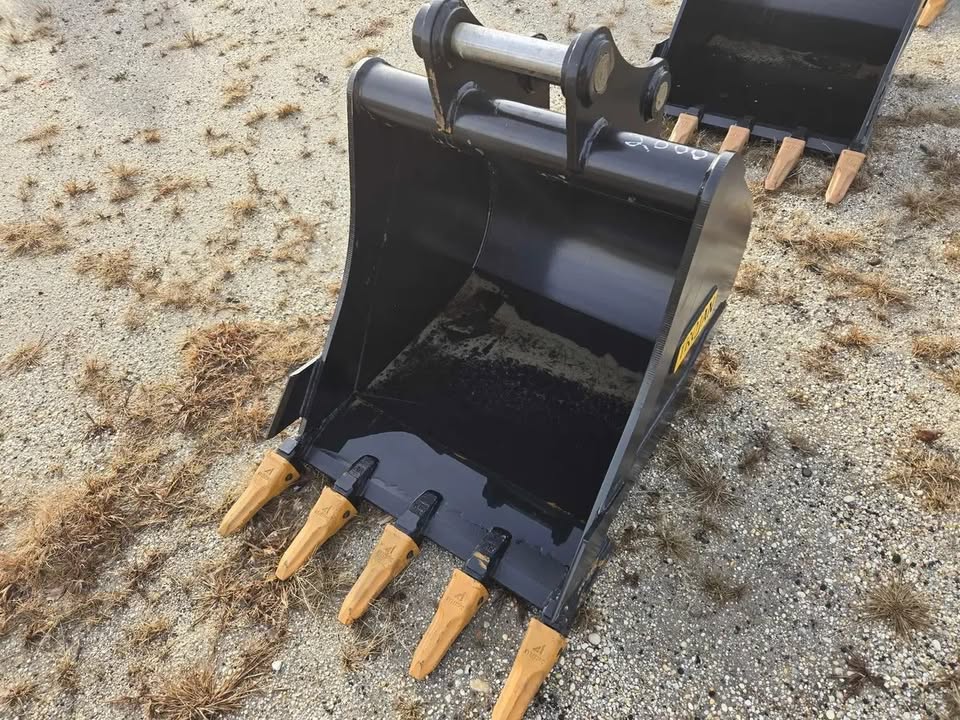 30" TROJAN DIGGING BUCKET FOR 8-TON EXCAVATOR PC78 CAT 308