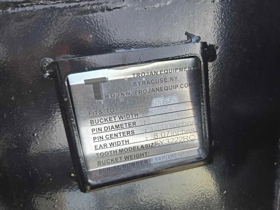 30" TROJAN DIGGING BUCKET FOR 8-TON EXCAVATOR PC78 CAT 308