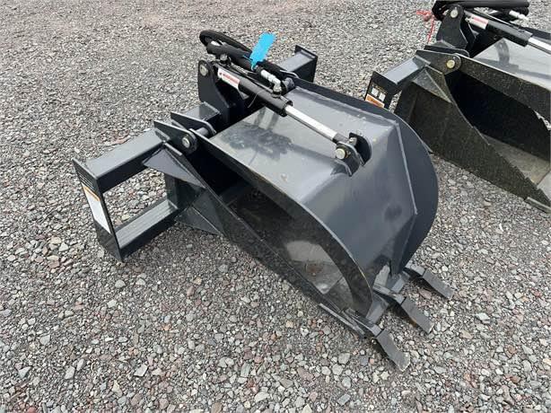 Wolverine Skid Steer Stump Hydraulic Grapple Bucket
