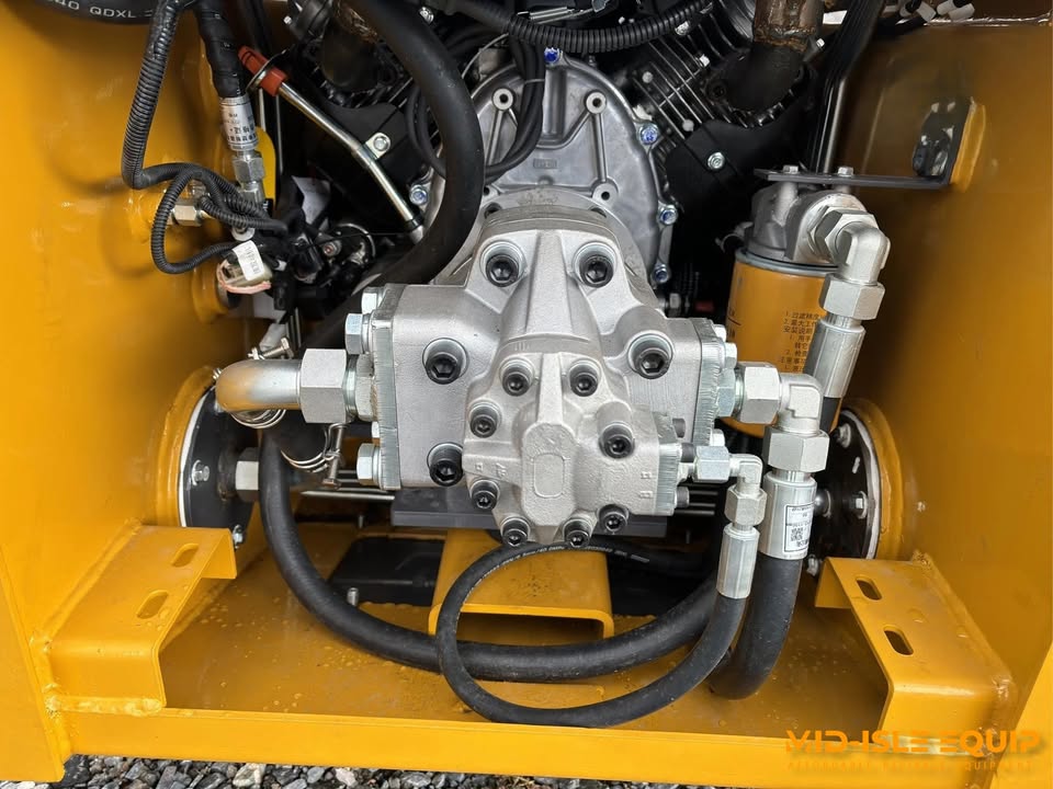 2025 CFG Industrial KRW232 Skid Steer Loader