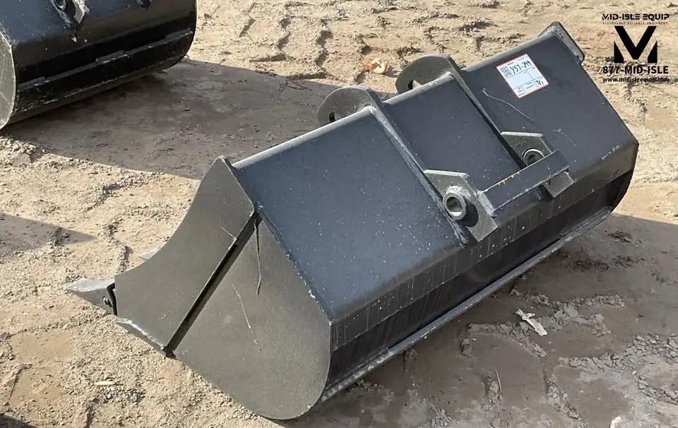 BOBCAT XCHANGE 36" DIGGING BUCKET MINI EXCAVATOR by Bobcat