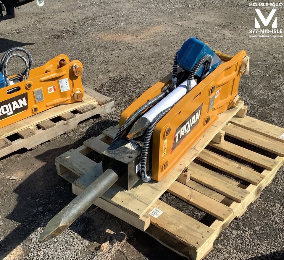 TROJAN HAMMER BREAKER ATTACHMENT FOR EXCAVATOR CAT 305 PC55