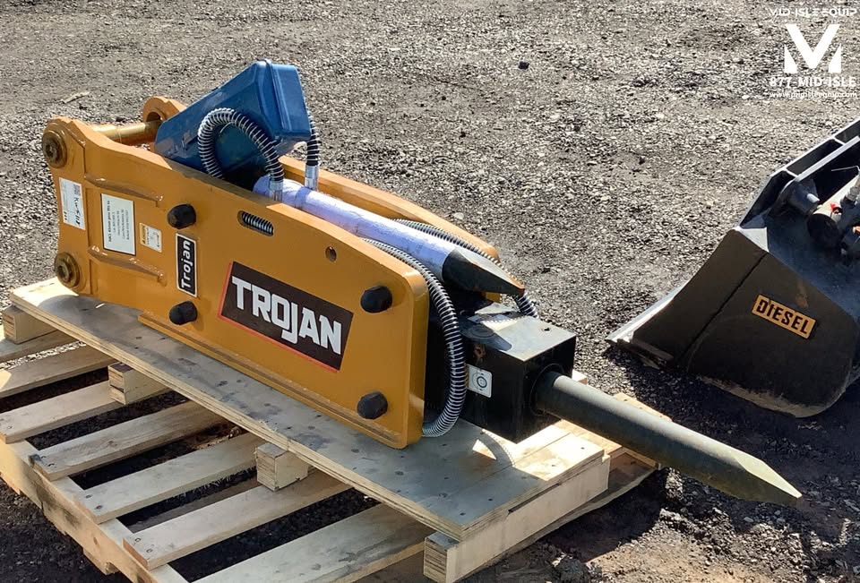 TROJAN HAMMER BREAKER ATTACHMENT FOR EXCAVATOR CAT 305 PC55