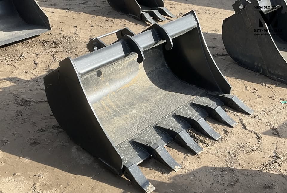 BOBCAT XCHANGE 36" DIGGING BUCKET MINI EXCAVATOR