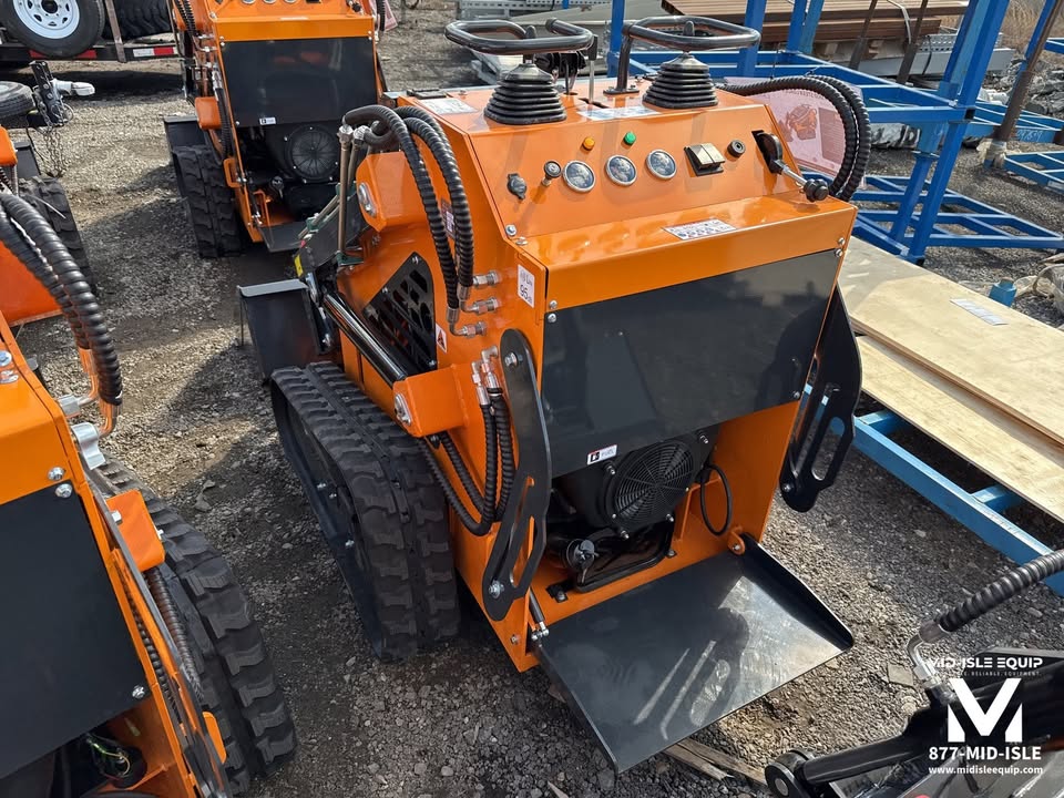 2025 ARTEER EQUIPMENT QB-480 MINI SKID TRACK LOADER