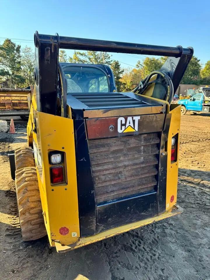 2014 Caterpillar 262D Skid Steer Loader High Flow XPS by Caterpillar
