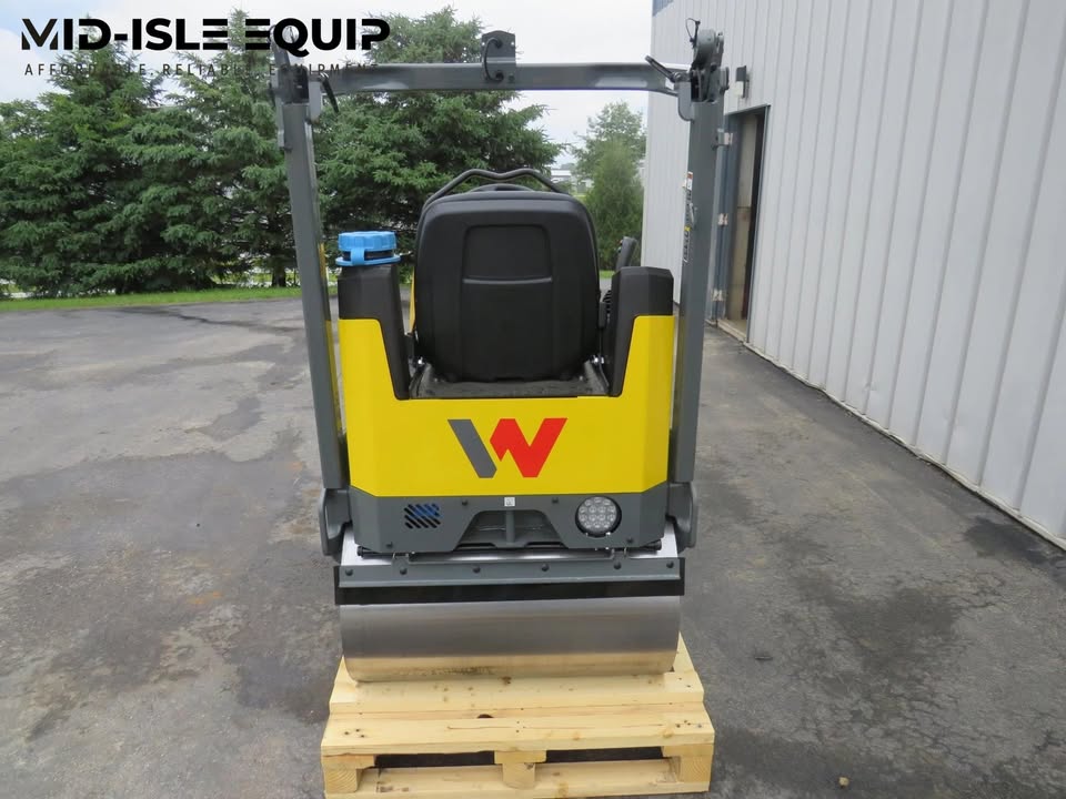 2026 WACKER NEUSON RD12 PREMIUM 1.2 TON ROLLER HONDA *demo unit*