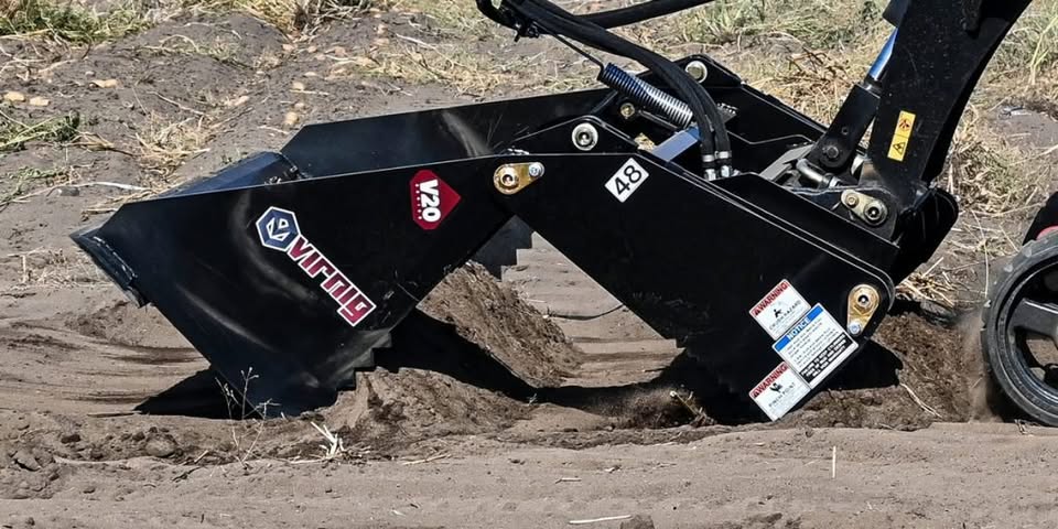 VIRNIG 48" 4N1 MULTI-PURPOSE BUCKET MINI SKID STEER