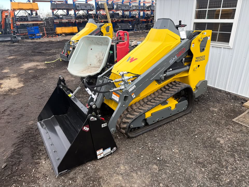 VIRNIG 48" 4N1 MULTI-PURPOSE BUCKET MINI SKID STEER