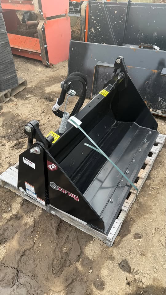 VIRNIG 48" 4N1 MULTI-PURPOSE BUCKET MINI SKID STEER