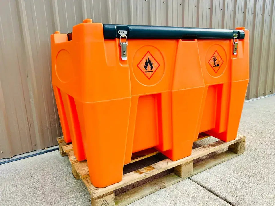 116 GALLON DIESEL POLY FUEL TANK WITH PUMP by Mid-Isle Equipment