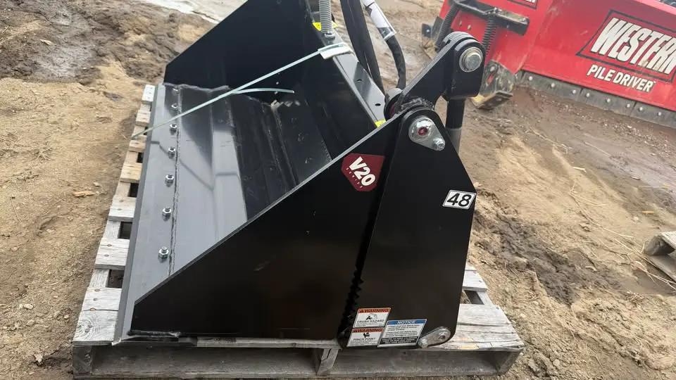 VIRNIG 48" 4N1 MULTI-PURPOSE BUCKET MINI SKID STEER by Virnig