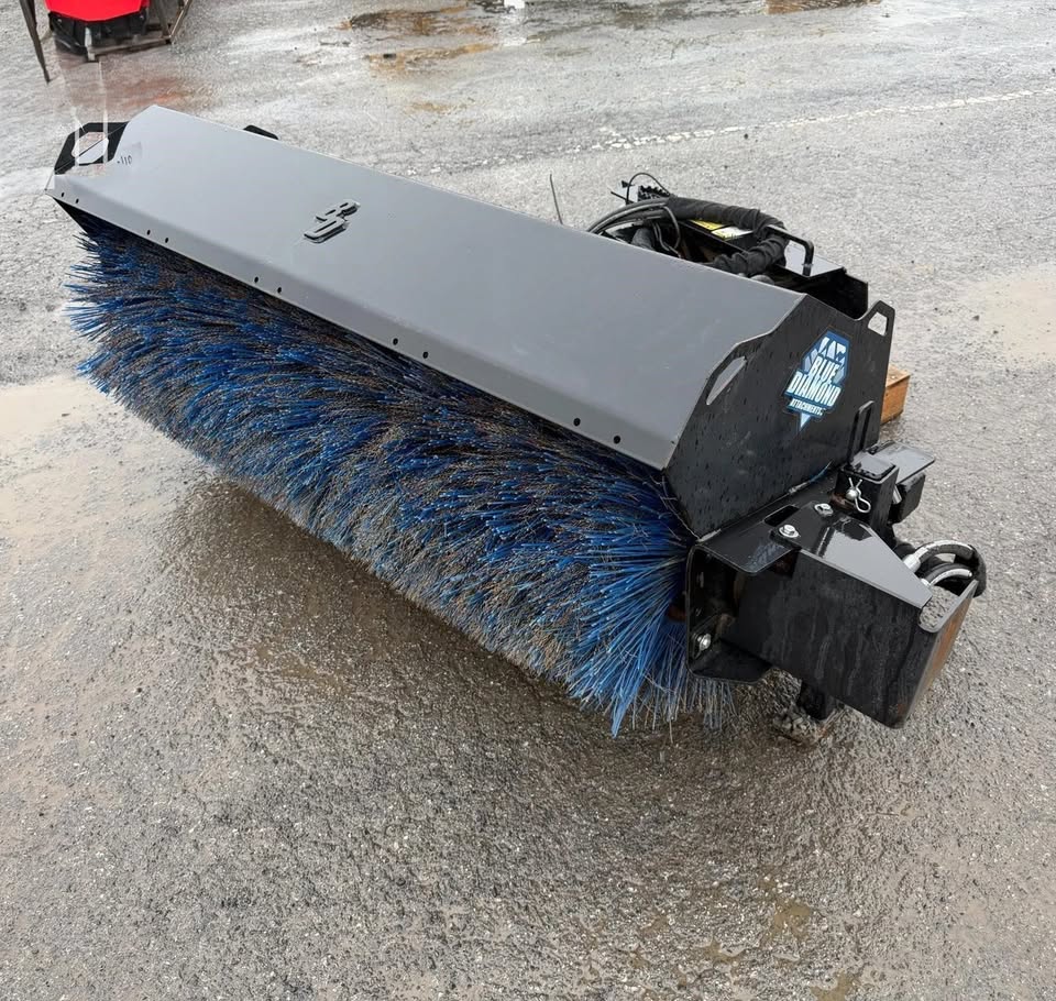 BLUE DIAMOND 60" POWER ANGLE BROOM FOR MINI SKID STEER