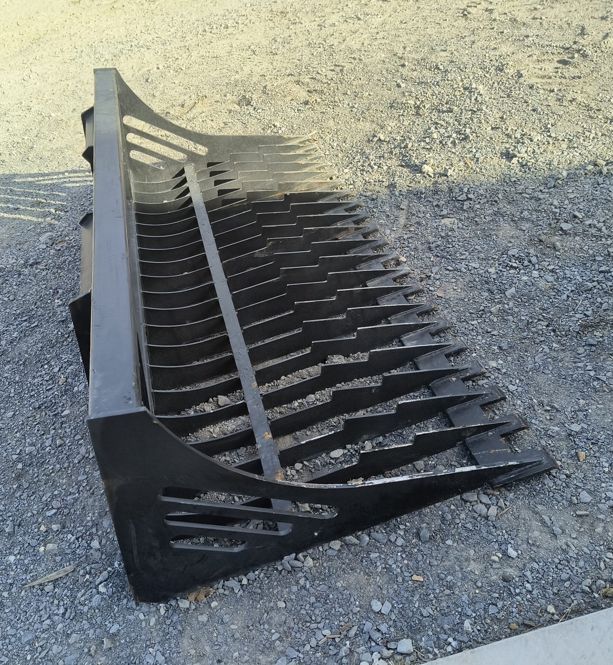68" Wildcat Rock Skeleton Bucket for Skid Steer