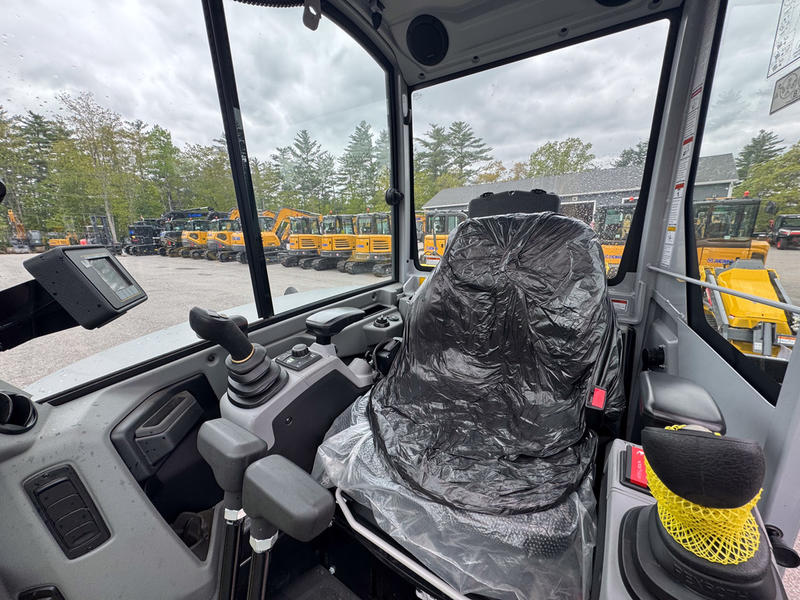 2026 WACKER NEUSON EZ36 MINI EXCAVATOR