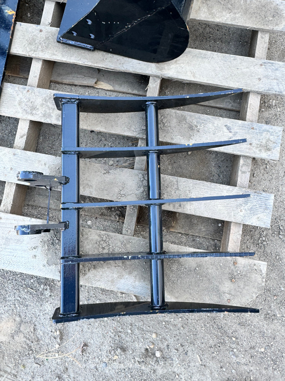 Rake Attachment for 1-ton Mini Excavator 25mm pins