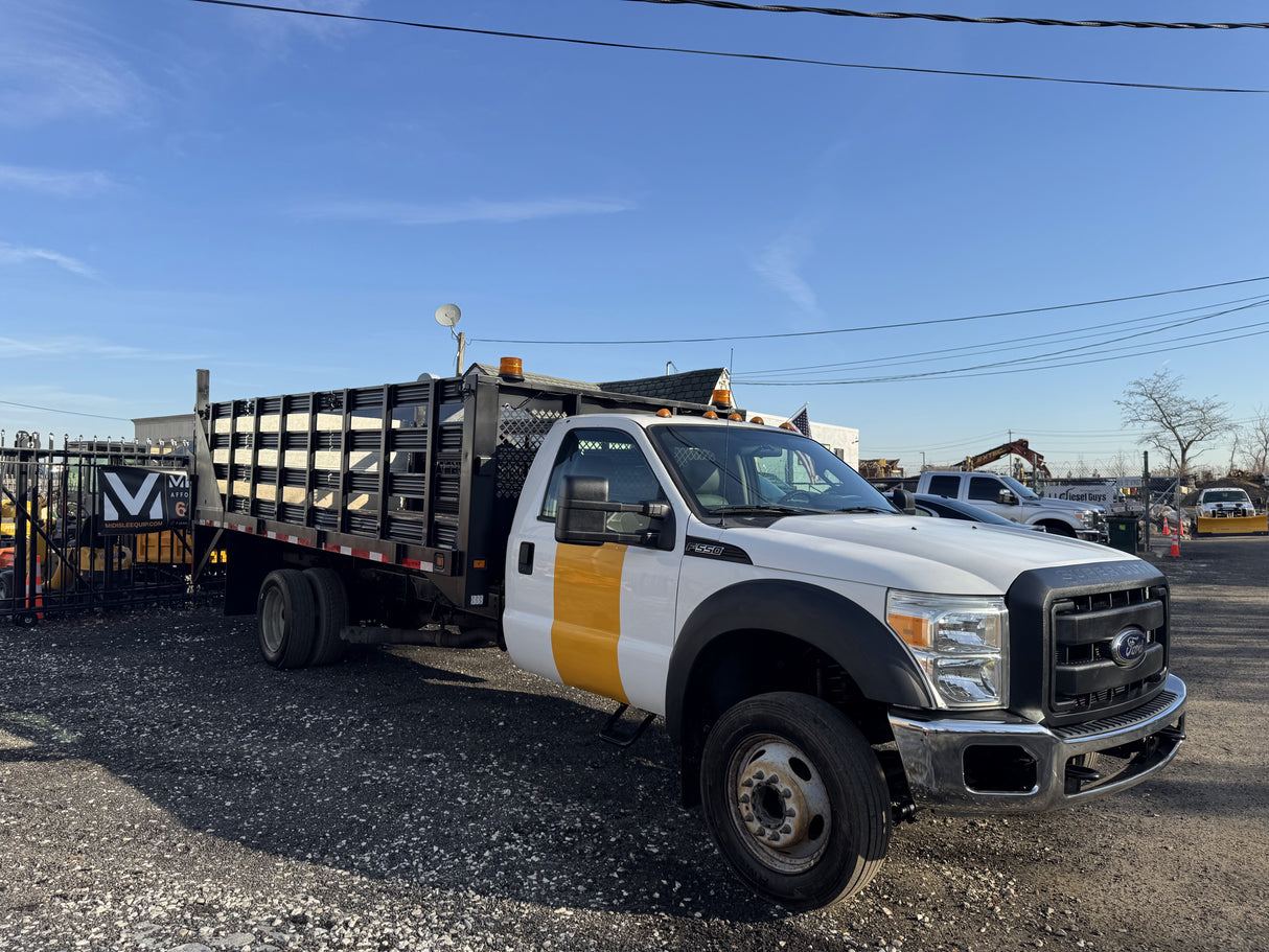 2012 FORD F550 STAKE BODY TRUCK WITH LIFT GATE