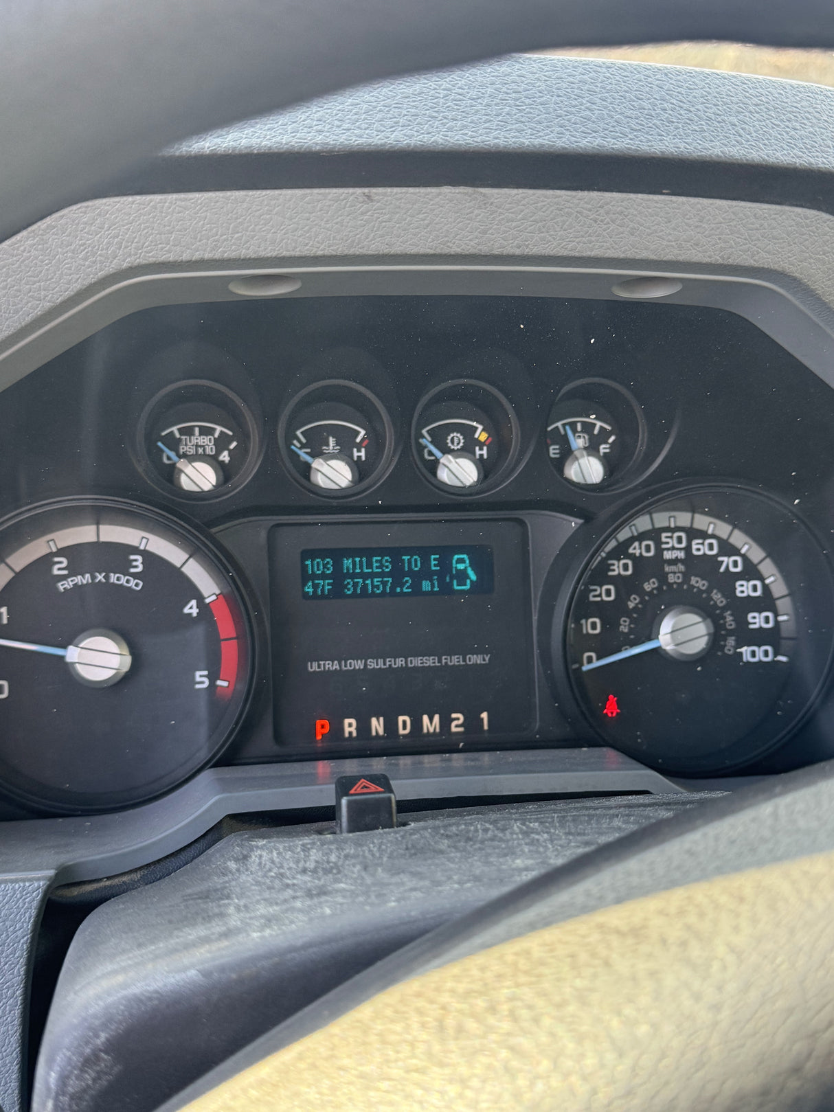 2012 FORD F550 STAKE BODY TRUCK WITH LIFT GATE