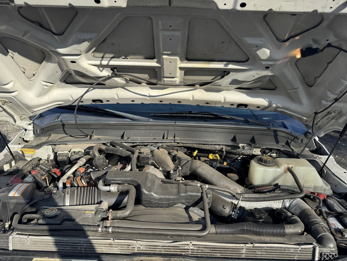 2012 FORD F550 STAKE BODY TRUCK WITH LIFT GATE