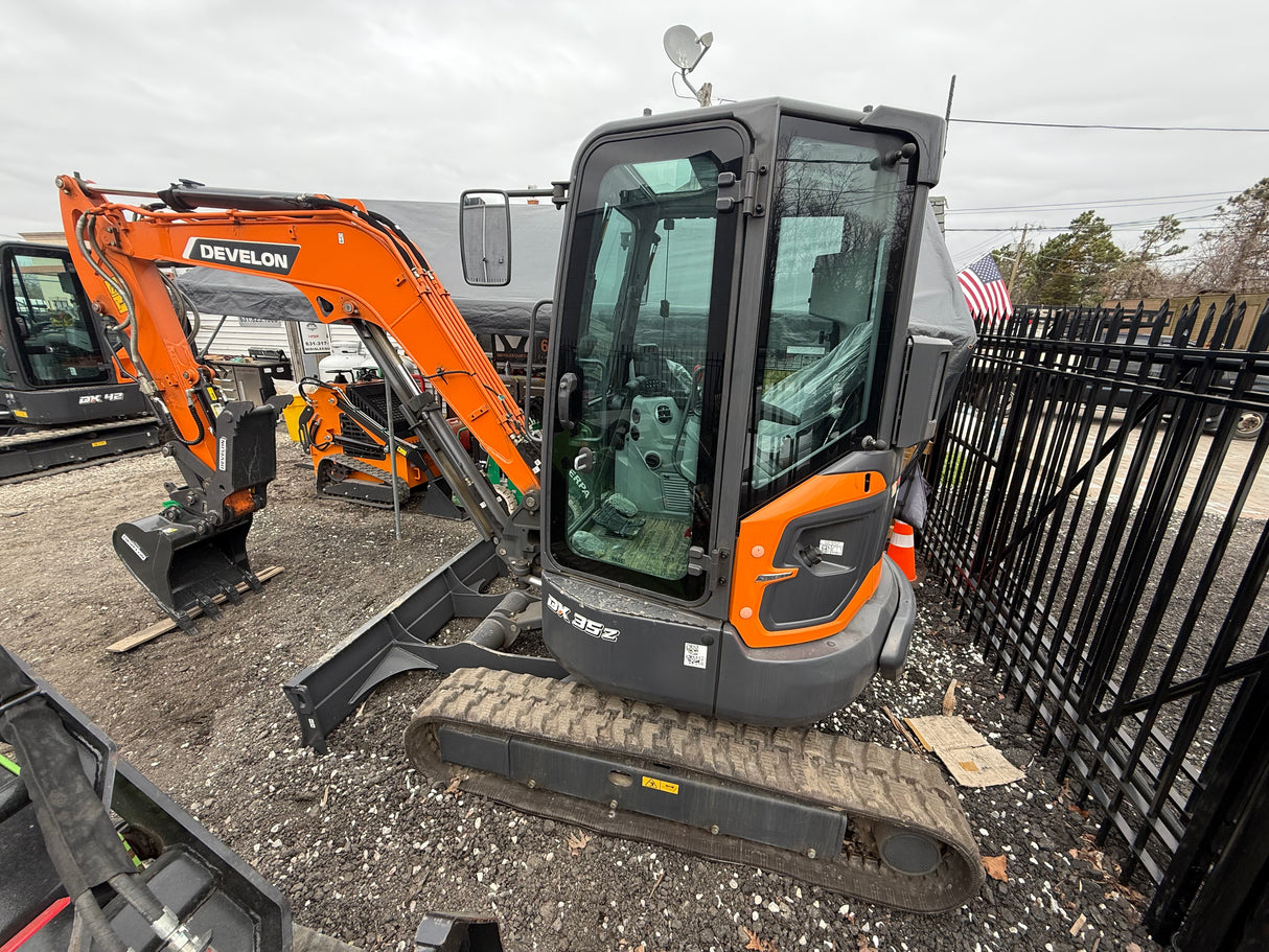 DEVELON DX35Z-7 Mini Excavator 3.5 Ton