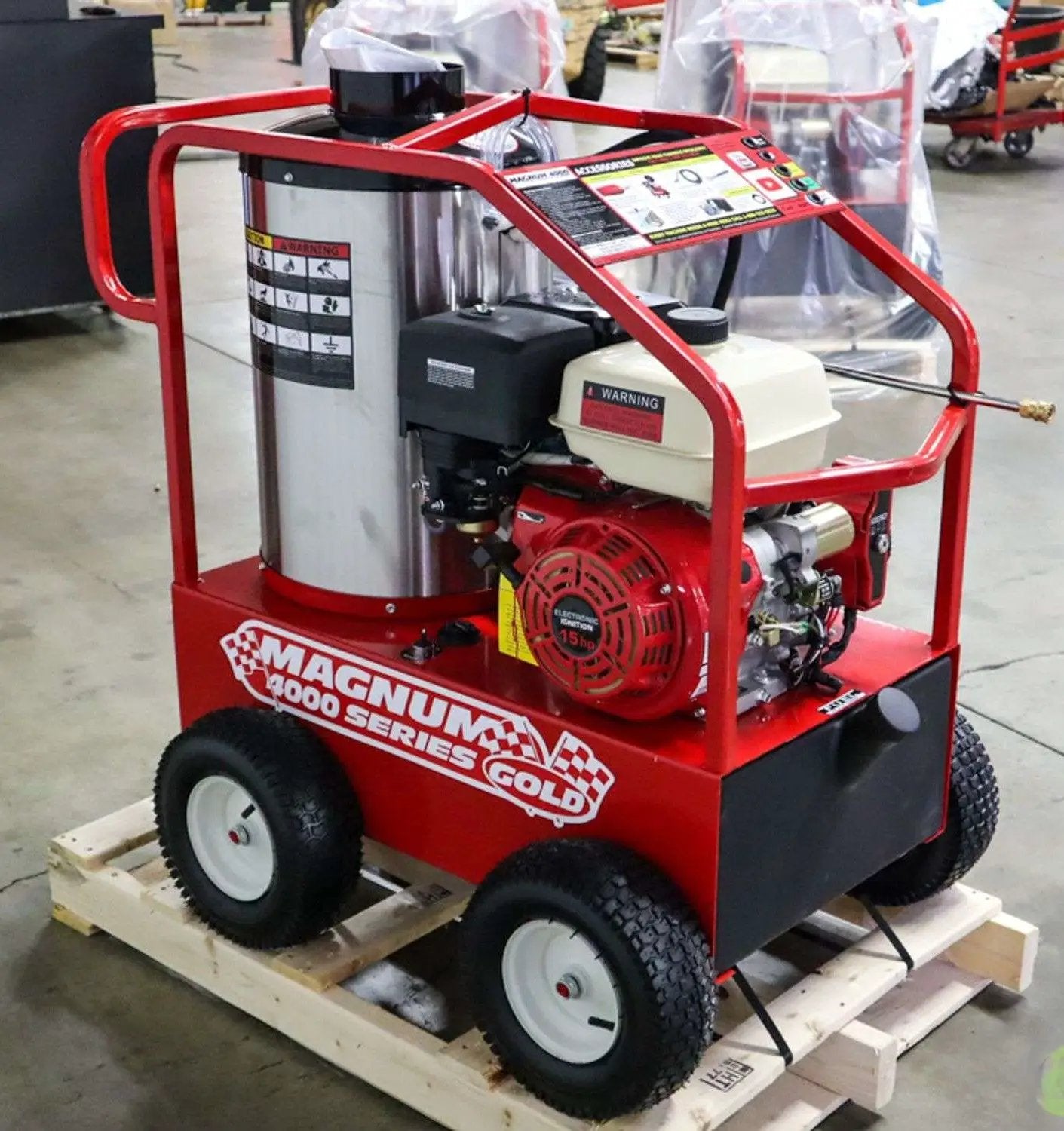 MAGNUM 4000 SERIES GOLD HOT PRESSURE WASHER by Magnum
