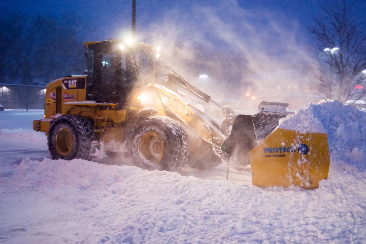 PRO-TECH SNOW PUSHER MADE IN USA 10YR WARRANTY