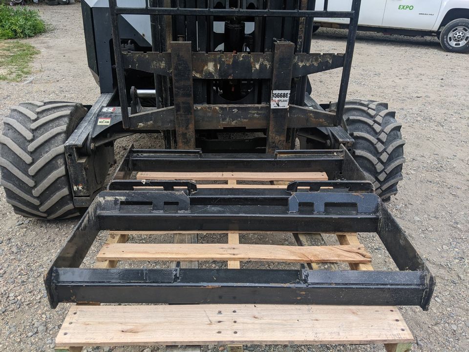 Wildcat HD Female Skid Steer Weld-On Frame