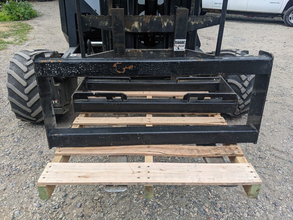 Wildcat HD Female Skid Steer Weld-On Frame