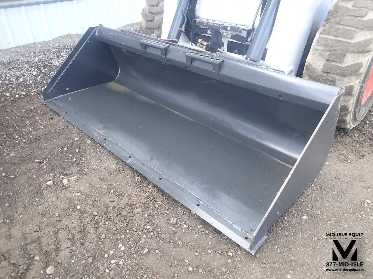 NEW OEM BOBCAT 74" SKID STEER BUCKET by Bobcat