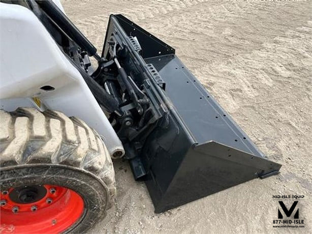 NEW BOBCAT OEM 68" SKID STEER BUCKET