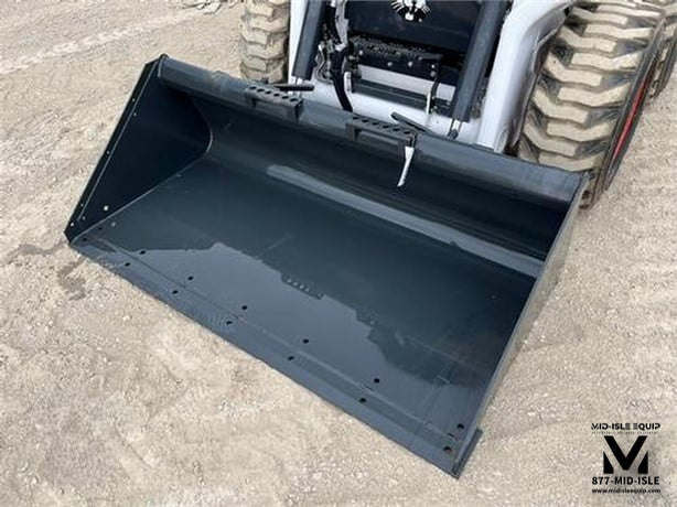 NEW BOBCAT OEM 68" SKID STEER BUCKET