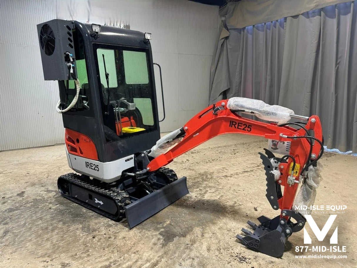 2025 IRE25 KUBOTA DIESEL MINI 1.4-TON EXCAVATOR