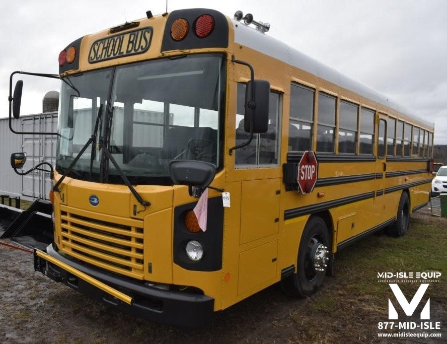 2011 BLUE BIRD SCHOOL BUS