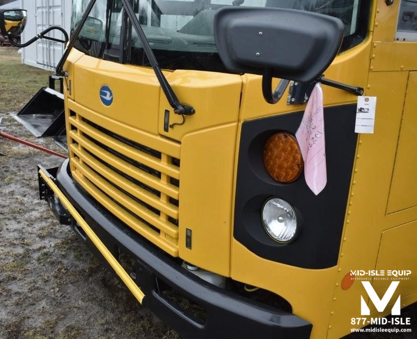 2011 BLUE BIRD SCHOOL BUS