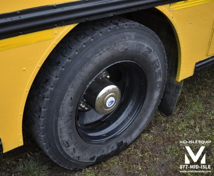 2011 BLUE BIRD SCHOOL BUS