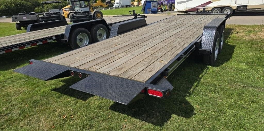 2025 KAUFMAN 22' Tilt Deck Trailer 17k GVWR