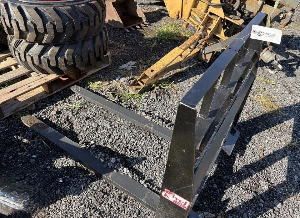 KIVEL 42" FORK ATTACHMENT FOR BOBCAT MT