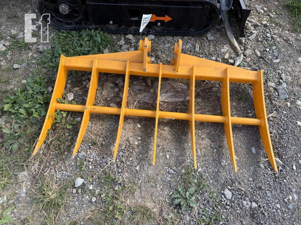 MINI EXCAVATOR 46" RAKE ATTACHMENT FITS 40MM PIN CAT 303