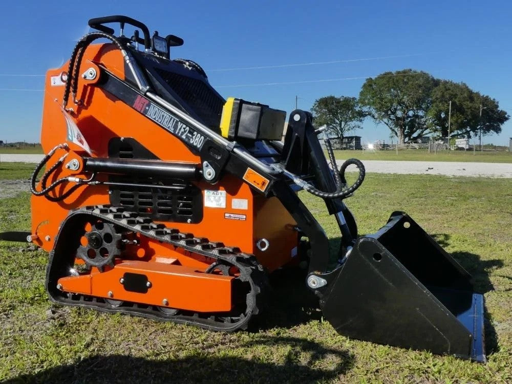 2026 AGT YF-380 MINI SKID TRACK LOADER